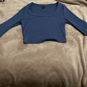 this shirt is amazing i loved it so much my i grew out super new!